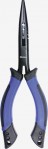 Szczypce Mustad MT010 długości 15 cm. Wykonane ze stali nierdzewnej, pokrywane ciemnym azotkiem tytanu, zwiększającym odporność na korozję. Szczęki szczypiec są rowkowane, co daje zdecydowanie lepszy i pewniejszy chwyt. Wyposażone w zaciskacz do tulejek, otwieracz do kółek, rowki do podrasowywania przynęt i cążki zdolne ciąć przyponowe plecionki stalowe.  