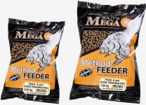 PELLET MegaBAITS METHOD FEEDER  Pellet zanętowy Method Feeder produkowany jest wyłącznie z naturalnych składników nieszkodzących środowisku wodnemu. Charakteryzuje się nieprawdopodobną koncentracją smaku i zapachu, bardzo wysoką zawartością protein i wartością energetyczną. Przeznaczony jest do gruntowych oraz spławikowych technik połowów. Podczas pracy w łowisku stopniowo rozpuszcza się, tworząc chmurę zapachową wabiącą ryby.  Dostępny jest w szerokiej gamie rozmiarów i aromatów, a także w różnych wariantach zawartości protein. Pellet przed zastosowaniem należy nasączyć wodą na około 1–5 minut, w zależności od średnicy. Namoczony, miękki i klejący nadaje się do bezpośredniego podania w koszyczku zanętowym lub do wymieszania z zanętą.